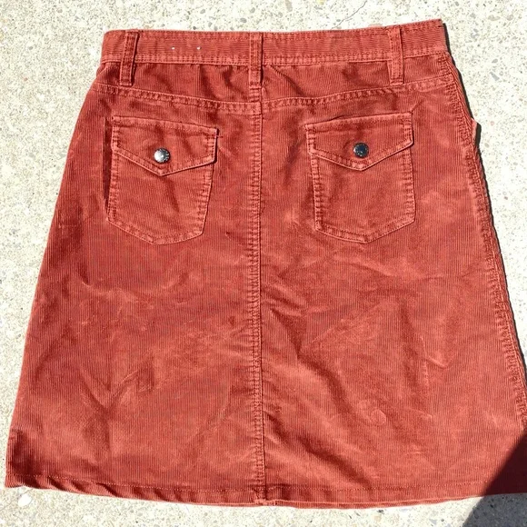 Austin clothing co. Brown Corduroy Skirt
Women’s size 6 - Picture 2 of 9